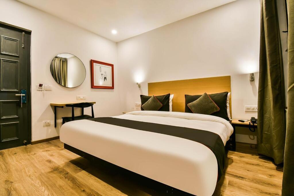 Mudita By Kirti Hotel Patna  Bagian luar foto